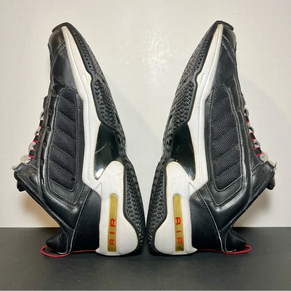 Mens Vintage NIKE Air Black Leather Athletic Shoes / Size 11